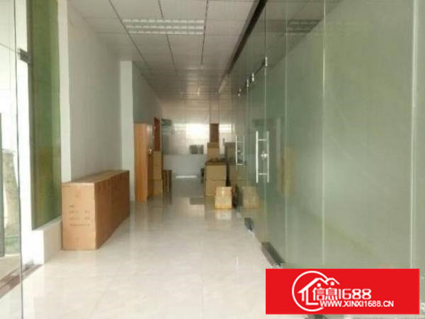 龙岗爱联楼上460平方精装修厂房出租