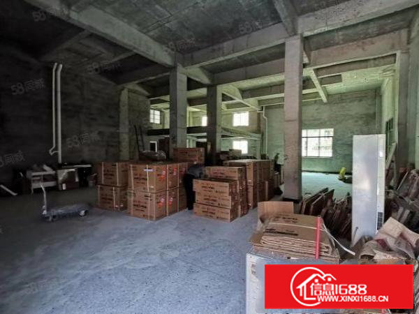 大岭山主干道附近一楼300平原房东厂房出租