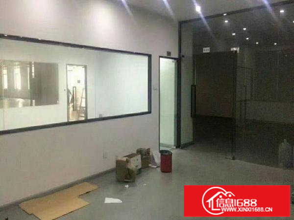 龙岗独院厂房3600平方出租有电子厂装修