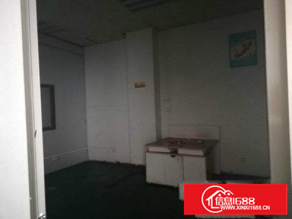 新民一楼600平带办公厂房招租消防完善可进大车