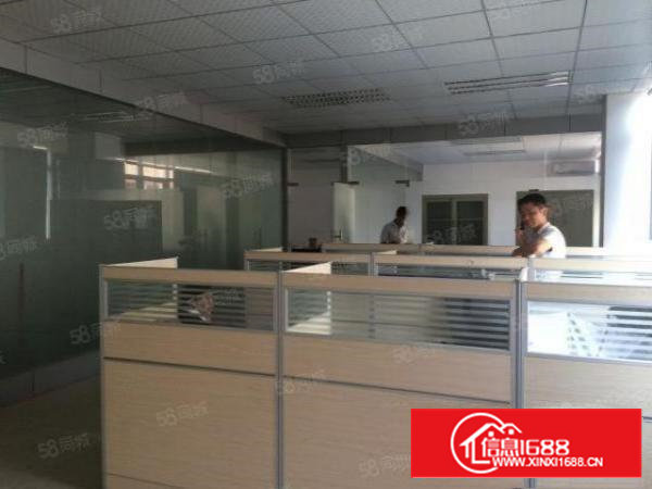 石岩西边岭工业区2楼267平，精装修，园区免停车费