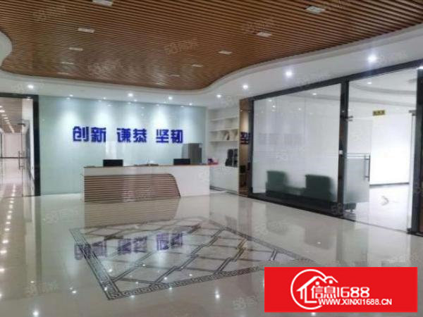 大浪出原房东楼上精装修1550平厂房仓库出租水电齐全可分租