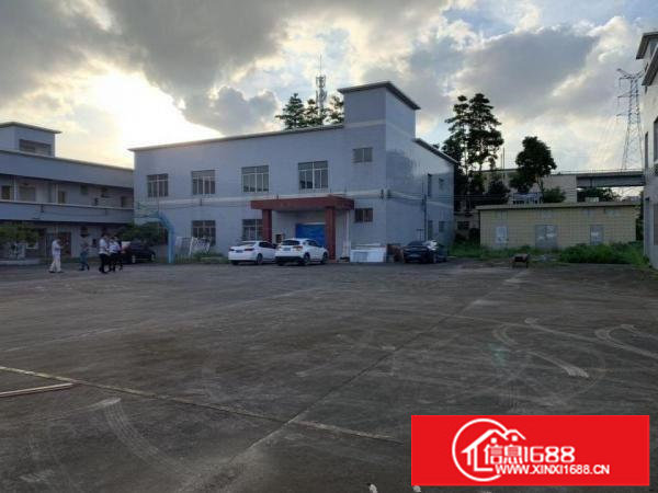 高速路口独院厂房出租8100平空地4千平免费用无行业限制可分