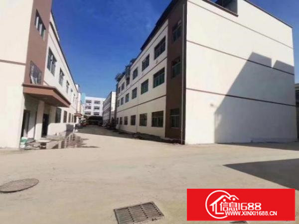 观澜龙华，主干道旁楼上600平带装修厂房出租，租金18元。