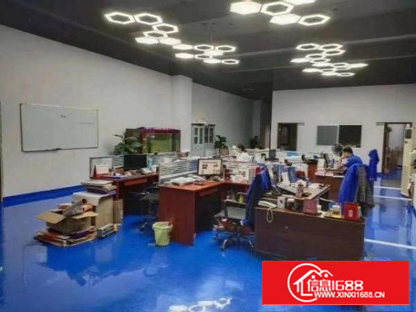 石岩大型工业区整层3900平出租全新装修80万不要转让费