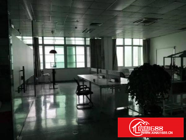 平湖华南城新出2楼500平方厂房出租