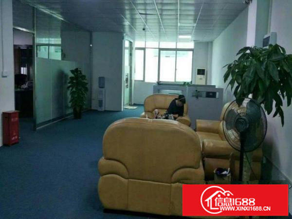 出租龙岗区横岗黄阁坑带装修2楼1100平方厂房