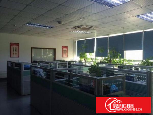 龙岗爱联嶂背独院厂房二楼800平米带装修招租