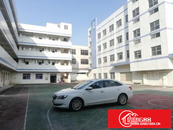 坪山单门独院11500平米厂房出租，空地大形像好，证件齐全