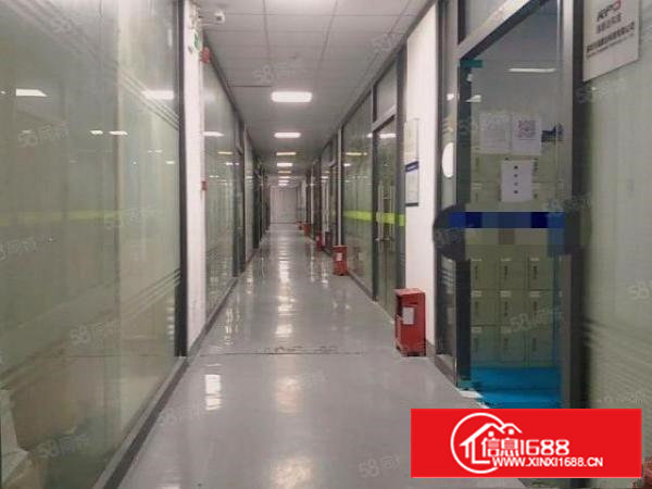 石岩汽车站附近楼上精装修510平，免转让费，水电到位拎包入住