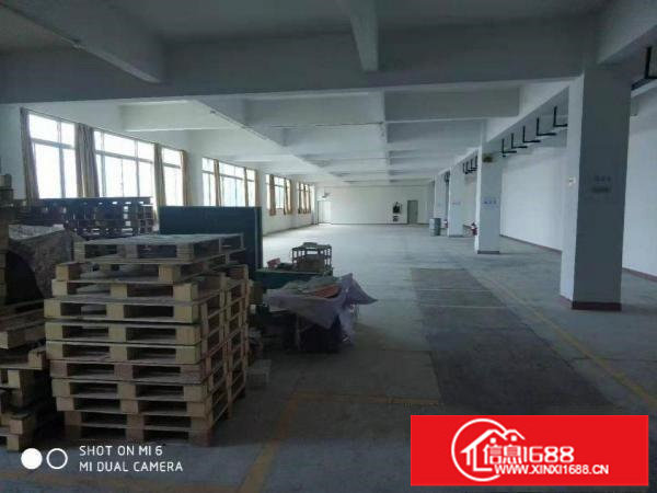 横岗地铁口电商小面积厂房加办公300到600平米大小分组