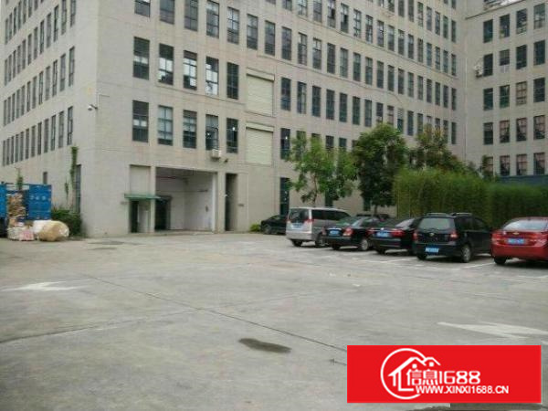 塘坑地铁750平米精装电子厂房无转费招租