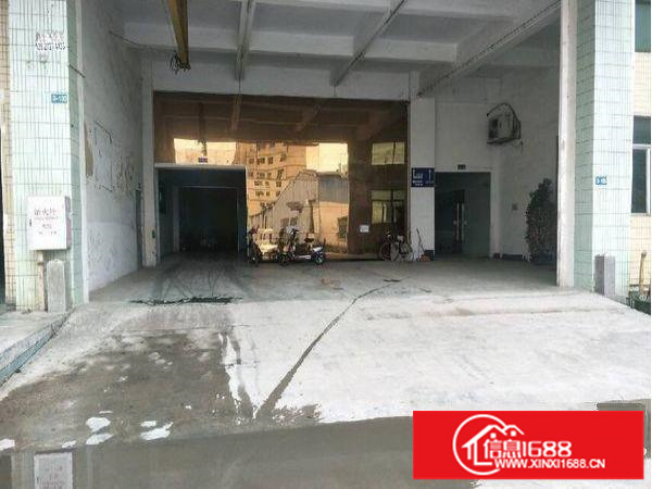 龙岗区坪地厂房一楼2100平米出租，可分租