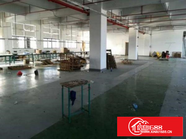 不要押金长安镇工业园出租楼上带办公室500平厂房可分租