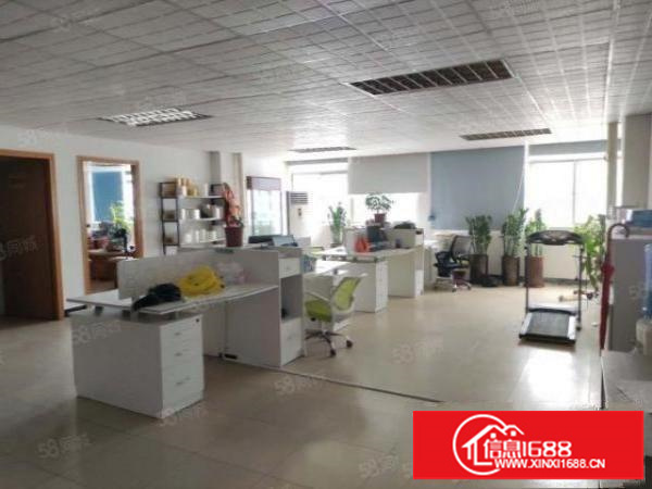 石岩塘头机荷高速出口原房东2楼650平整层精装修出租