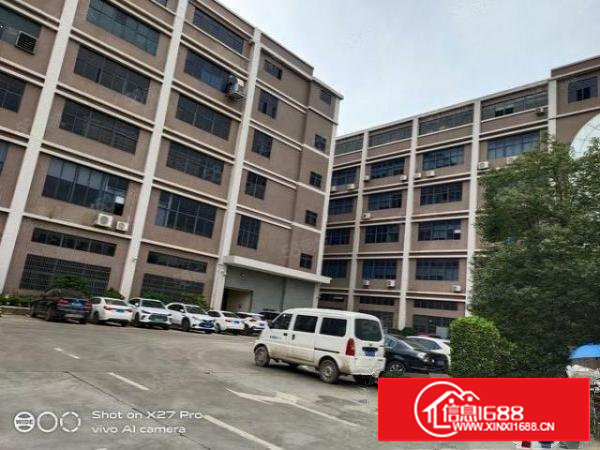 塘厦科苑城靠高速口新出楼上1600平厂房出租，带办公室装修