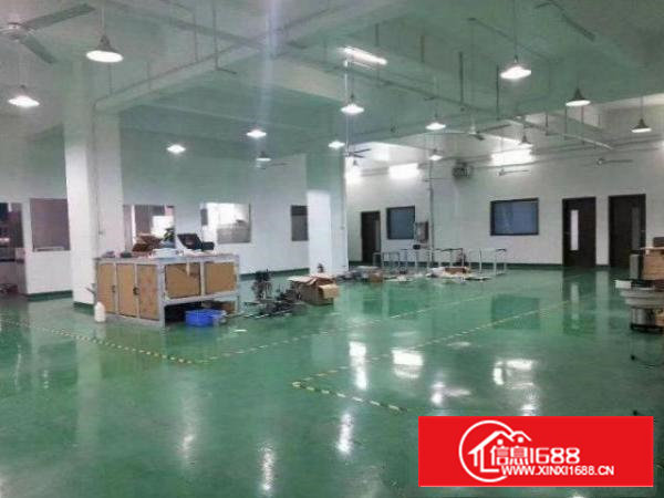 石岩宝源楼上新出800平厂房，即租即用，使用率高！