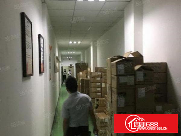 石岩塘头新出3215平精装修厂房出租，无转让费