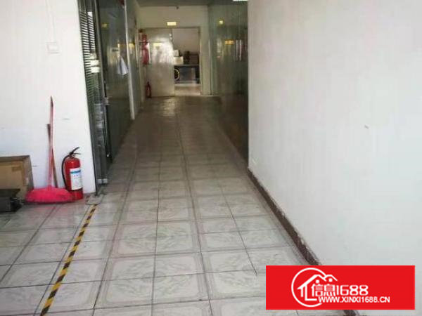 厂房分租300平，樟木头樟洋区巨嘉工业园，有货梯3500