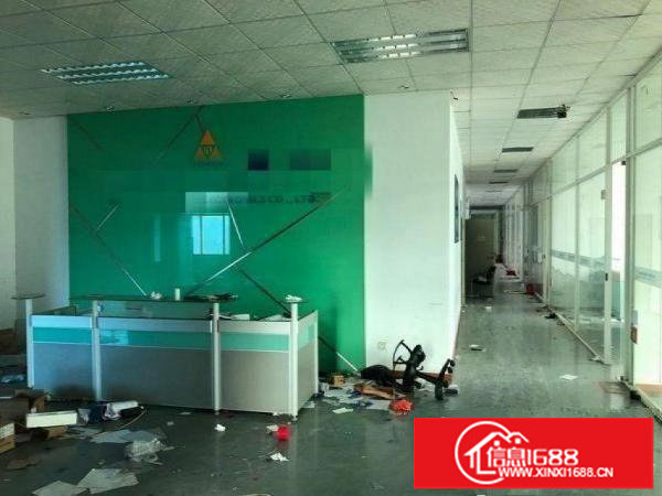 横岗志盛红本厂房整层1500平米带精装修，配套齐全