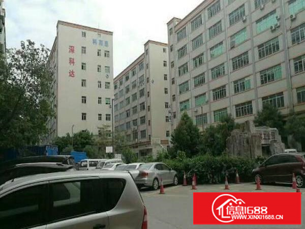 平湖主干道边上出租楼上厂房800平方精装修