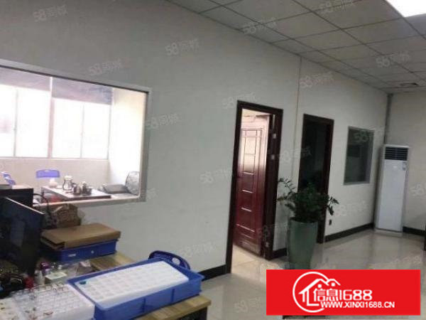 龙岗宝龙工业区原房东二楼1000平精装修厂房出租，免转让费