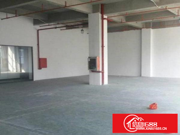 出租龙岗区坪地坪西村新出楼上450平方仓库招租