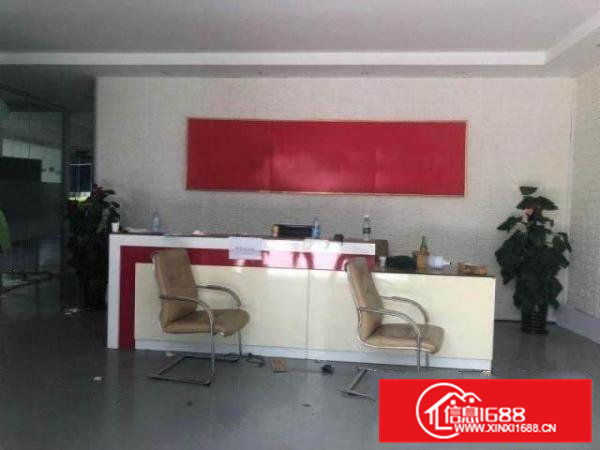 原房东清溪2楼2400豪华装修，刷地坪漆和办公室，可进大车