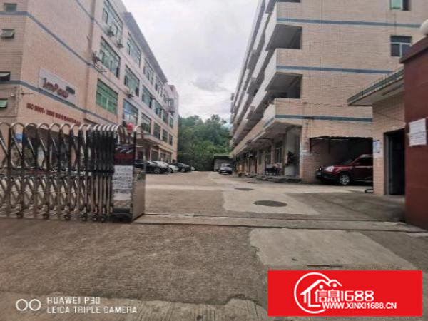 平湖原房东二楼厂房出租