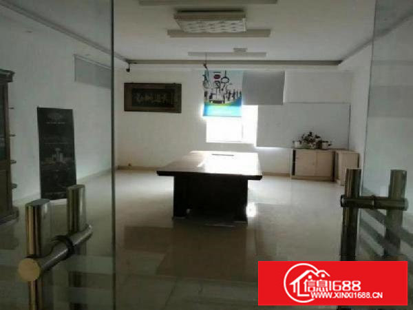 龙岗大运新城龙西新出厂房680平米带装修拎包