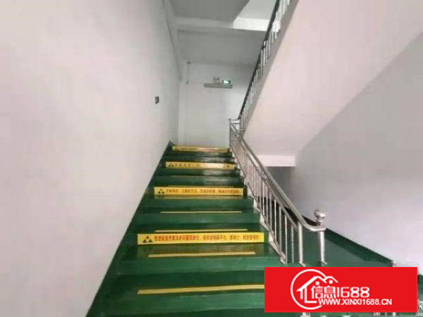 龙岗西坑二楼无尘车间1380平现成无尘车间，实际面积出租