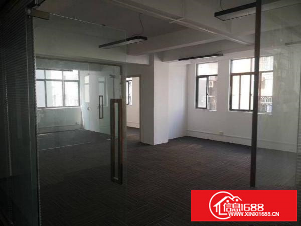 坂田地铁站200平，300平米带装修出租