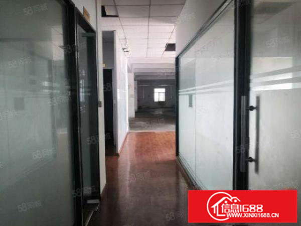 松岗朗下临近地铁口一楼700多间玻璃办公室，主线到位