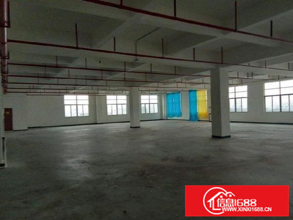 竹园精装修二楼2600平方厂房出租，空地大