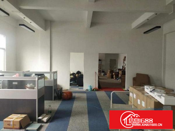 大芬地铁站附近新空出楼上420平米带装修厂房出租