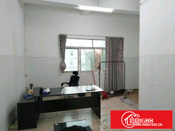 镇口个人一手房东楼上电梯厂房出租