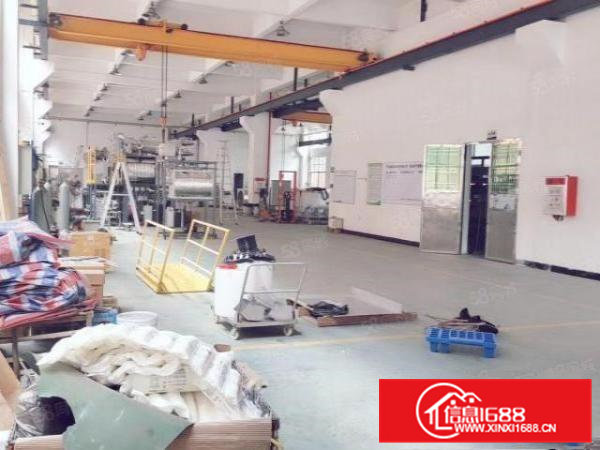 横沥镇原房东独门独院工业厂房分租一楼层高5.5米，水电齐全。