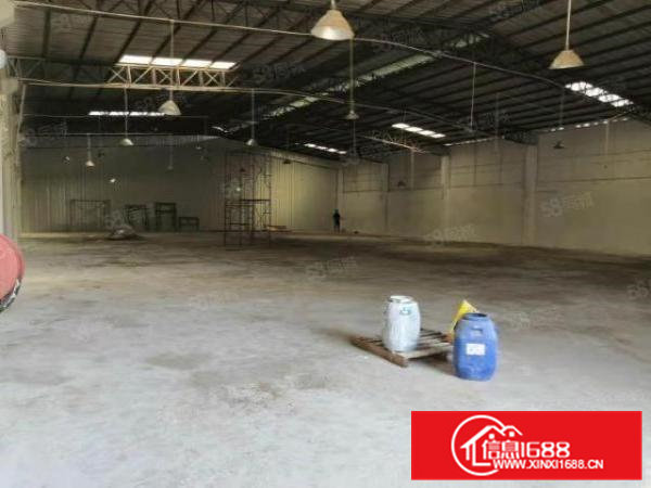 寮步良边单一层砖墙到顶小独院厂房1100平方出租，带现成装修