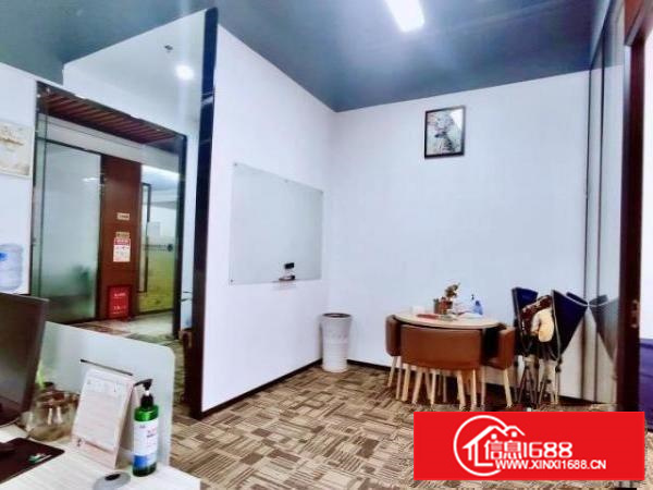 玻璃幕墙外立面，精装修