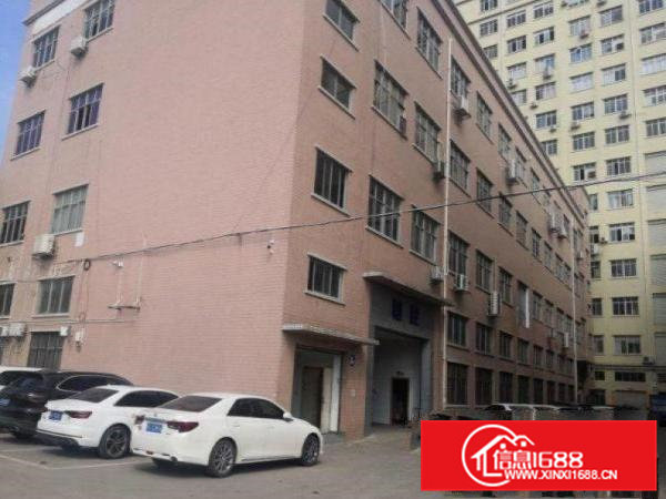 长龙原房东一楼580平方独门独院带航车厂房招租