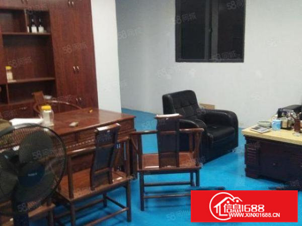 大朗镇水口村新出独院单一层厂房1500平，可办环评