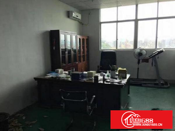 清溪重河新出380平精装修厂房出租，靠大路边