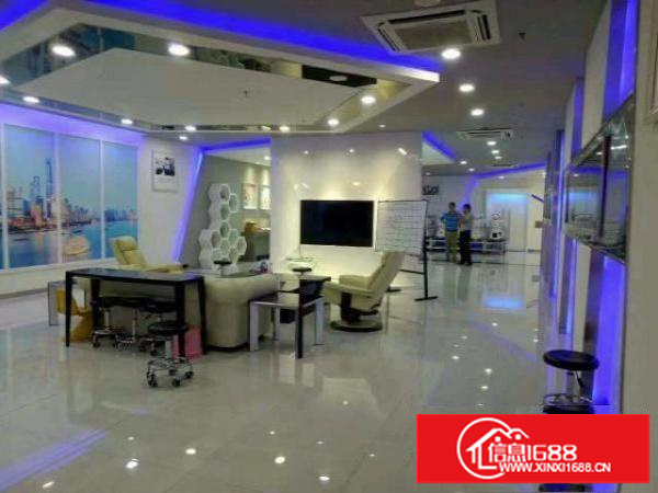 龙岗中心城爱联地铁站附近电商贸易厂房500平出租