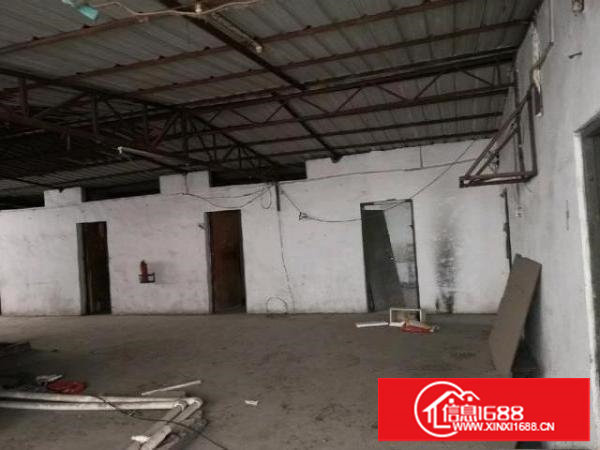 在三楼无电梯10元一平方，有需要的可以联系我。