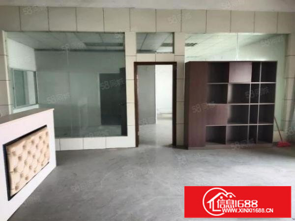 龙岗宝龙厂房现成装修好的楼上500平方出租