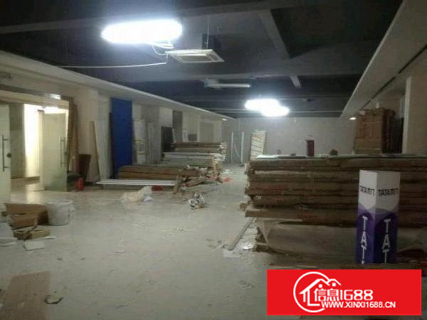 出租龙岗区-坂田1200平米厂房41000元/月