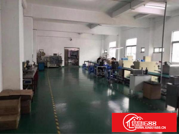 龙岗新生二楼800平带装修厂房出租，形象好