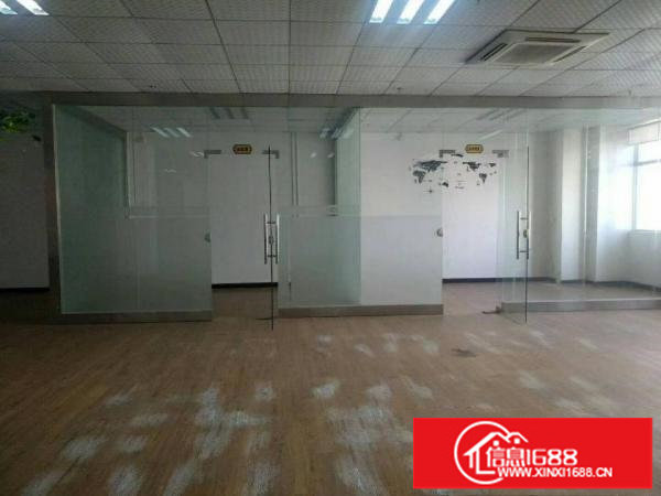 工业园内(可生产)现装修办公区厂房480平方