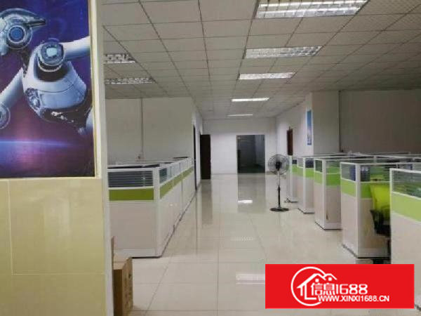 出租宝安石岩科技园新空出1600平米厂房出租