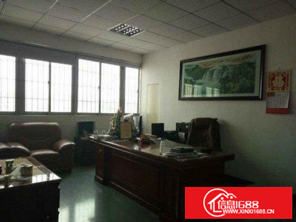 龙岗区吓坑楼上700平米带装修;带前台厂房出租